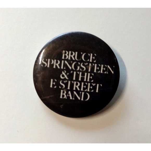Bruce Springsteen And The E. Street Band Licensed Original 1986 Badge Pin Button - Picture 1 of 3